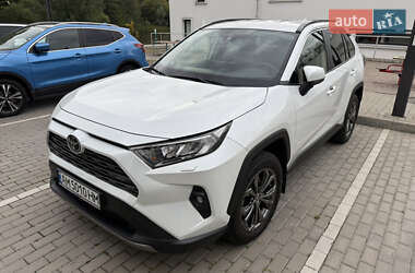 Позашляховик / Кросовер Toyota RAV4 2023 в Києві