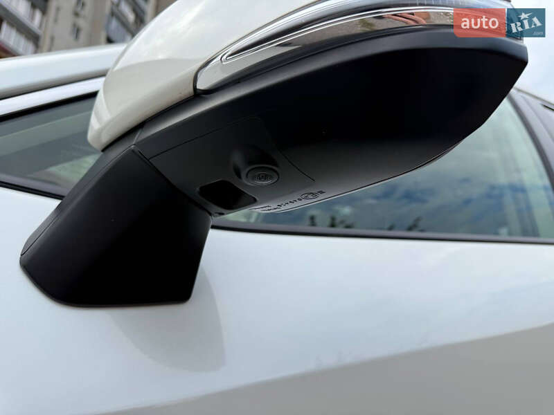 Позашляховик / Кросовер Toyota RAV4 2022 в Харкові