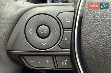 Внедорожник / Кроссовер Toyota RAV4 2023 в 