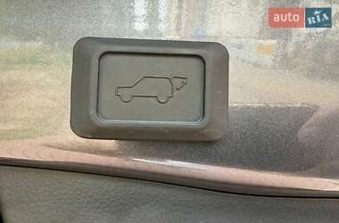 Внедорожник / Кроссовер Toyota RAV4 2023 в 