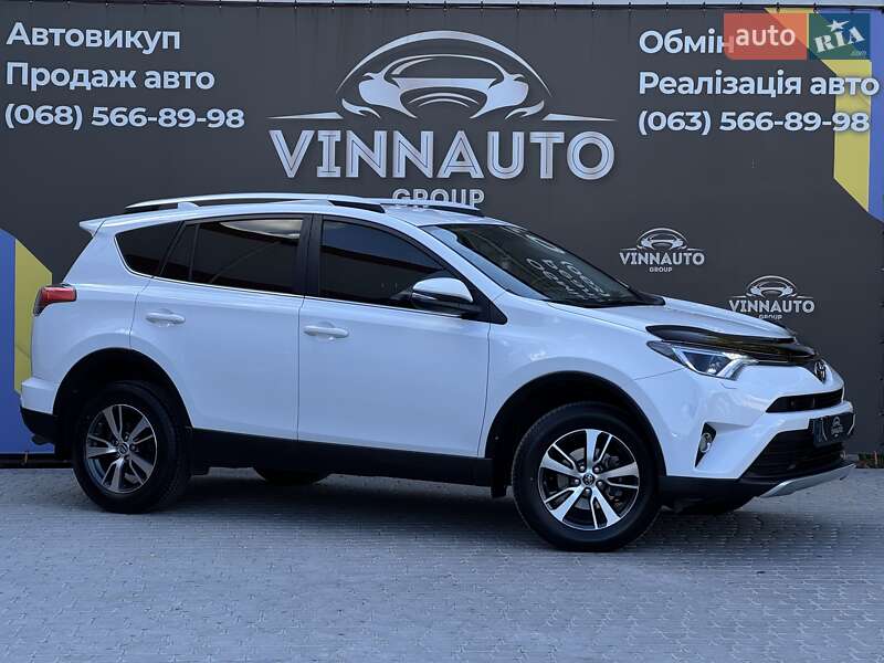 Toyota RAV4 2017