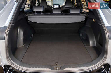 Внедорожник / Кроссовер Toyota RAV4 2020 в 