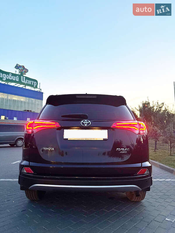 Внедорожник / Кроссовер Toyota RAV4 2017 в Львове фото 16 Внедорожник / Кроссовер Toyota RAV4 2017 в Львове