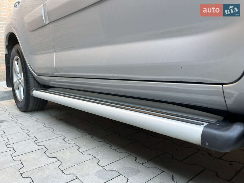 Внедорожник / Кроссовер Toyota RAV4 2007 в Казатине