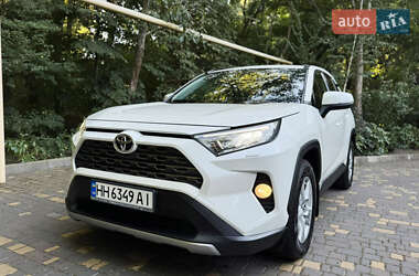 Toyota RAV4 2019