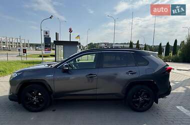 Позашляховик / Кросовер Toyota RAV4 2019 в Львові