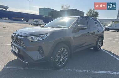 Позашляховик / Кросовер Toyota RAV4 2022 в Києві