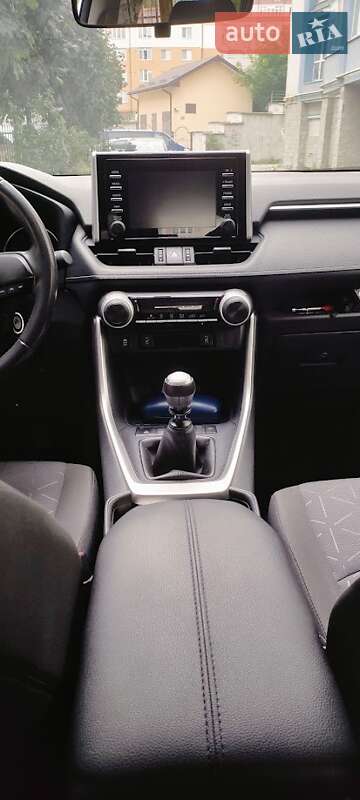 Позашляховик / Кросовер Toyota RAV4 2020 в Івано-Франківську фото 7 Позашляховик / Кросовер Toyota RAV4 2020 в Івано-Франківську