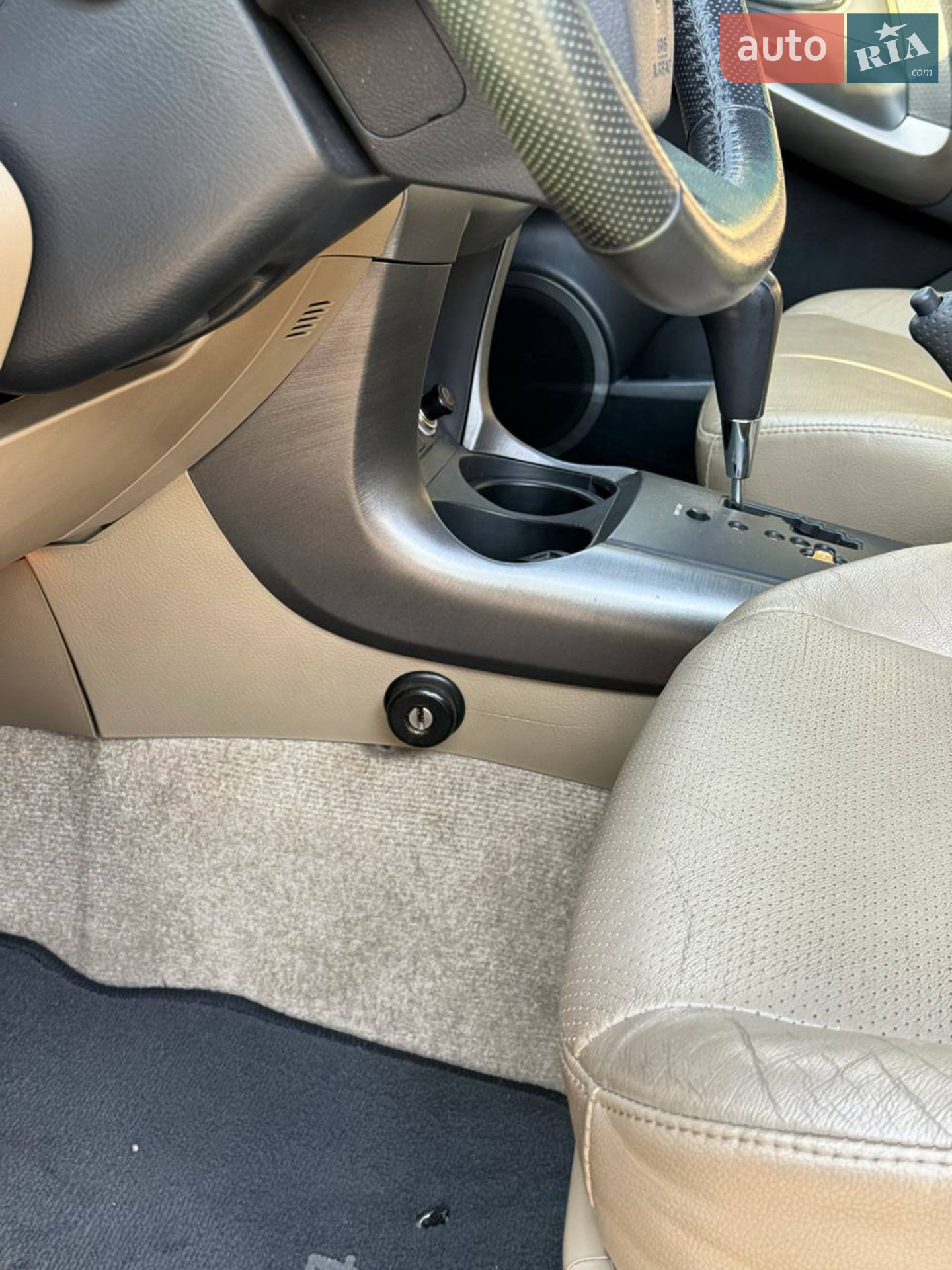 2012 Toyota RAV 4 - мініатюра 3
