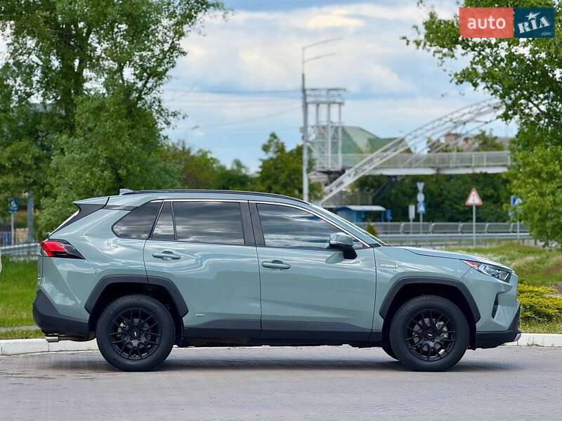 Внедорожник / Кроссовер Toyota RAV4 2019 в Киеве фото 8 Внедорожник / Кроссовер Toyota RAV4 2019 в Киеве