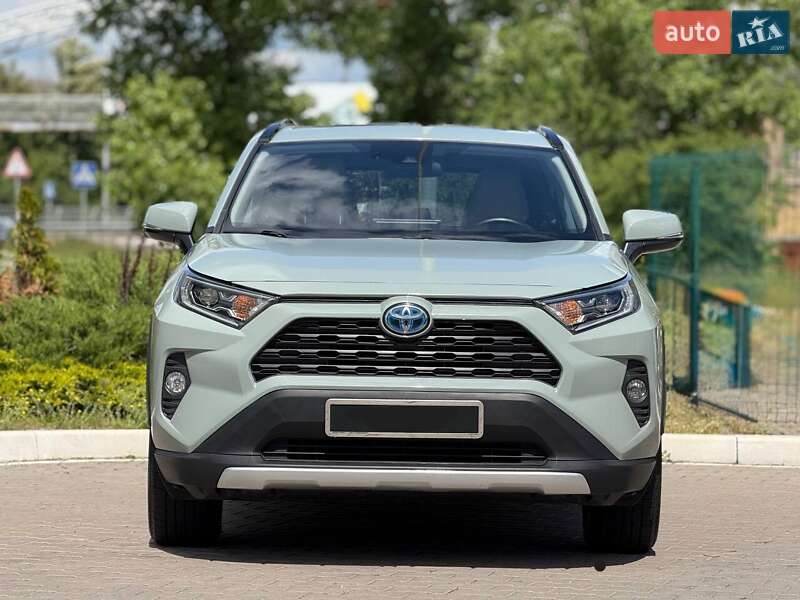 Внедорожник / Кроссовер Toyota RAV4 2019 в Киеве фото 4 Внедорожник / Кроссовер Toyota RAV4 2019 в Киеве