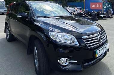 Внедорожник / Кроссовер Toyota RAV4 2012 в Киеве