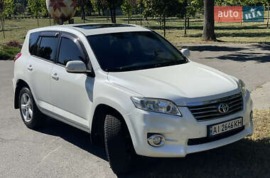 Внедорожник / Кроссовер Toyota RAV4 2012 в Буче