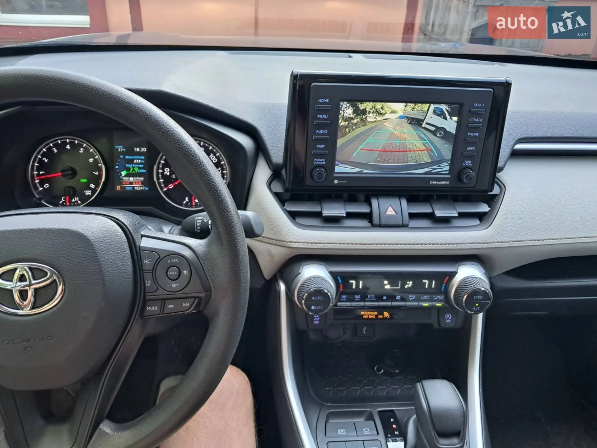 2021 Toyota RAV 4 - мініатюра 13