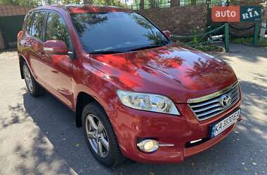 Внедорожник / Кроссовер Toyota RAV4 2012 в Киеве