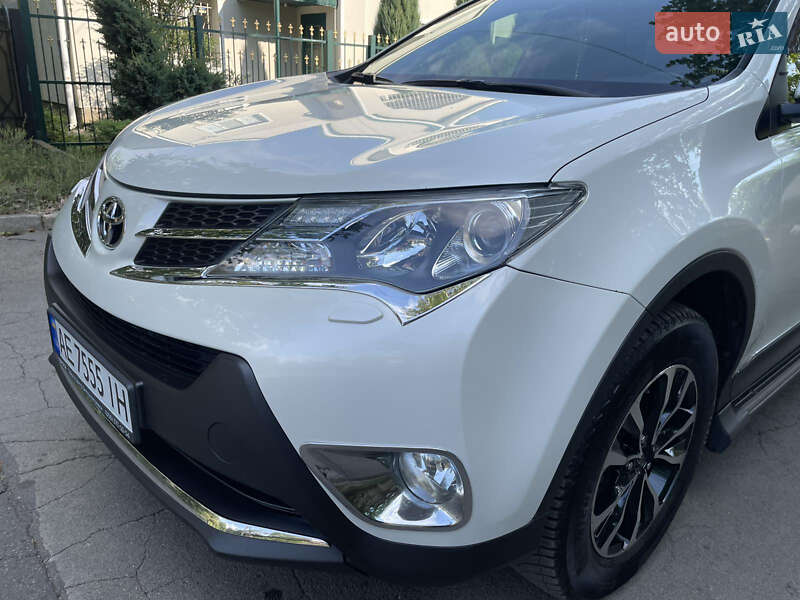 Позашляховик / Кросовер Toyota RAV4 2013 в Дніпрі фото 11 Позашляховик / Кросовер Toyota RAV4 2013 в Дніпрі