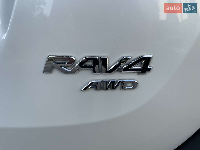 Позашляховик / Кросовер Toyota RAV4 2013 в Дніпрі фото 18 Позашляховик / Кросовер Toyota RAV4 2013 в Дніпрі