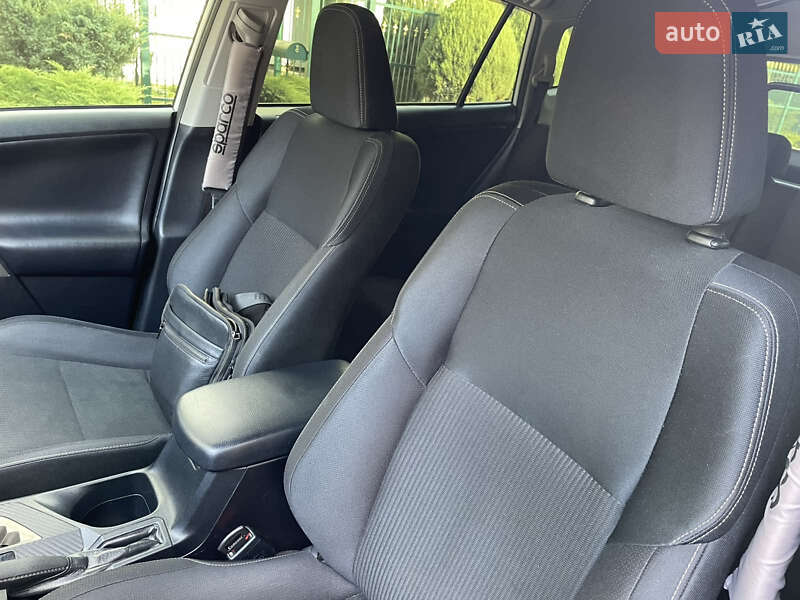 Позашляховик / Кросовер Toyota RAV4 2013 в Дніпрі фото 33 Позашляховик / Кросовер Toyota RAV4 2013 в Дніпрі