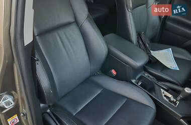 Внедорожник / Кроссовер Toyota RAV4 2013 в 