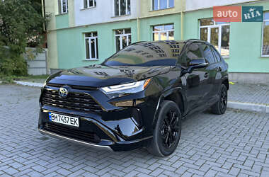 Внедорожник / Кроссовер Toyota RAV4 2022 в 