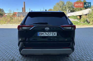 Внедорожник / Кроссовер Toyota RAV4 2022 в 