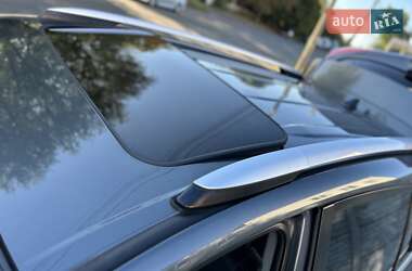 Внедорожник / Кроссовер Toyota RAV4 2016 в 