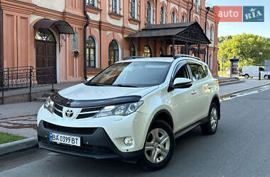 Позашляховик / Кросовер Toyota RAV4 2014 в Олександрії