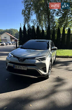 Позашляховик / Кросовер Toyota RAV4 2016 в Вінниці