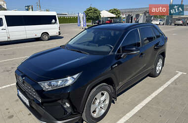 Внедорожник / Кроссовер Toyota RAV4 2021 в Черкассах