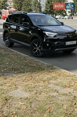 Позашляховик / Кросовер Toyota RAV4 2018 в Фастові