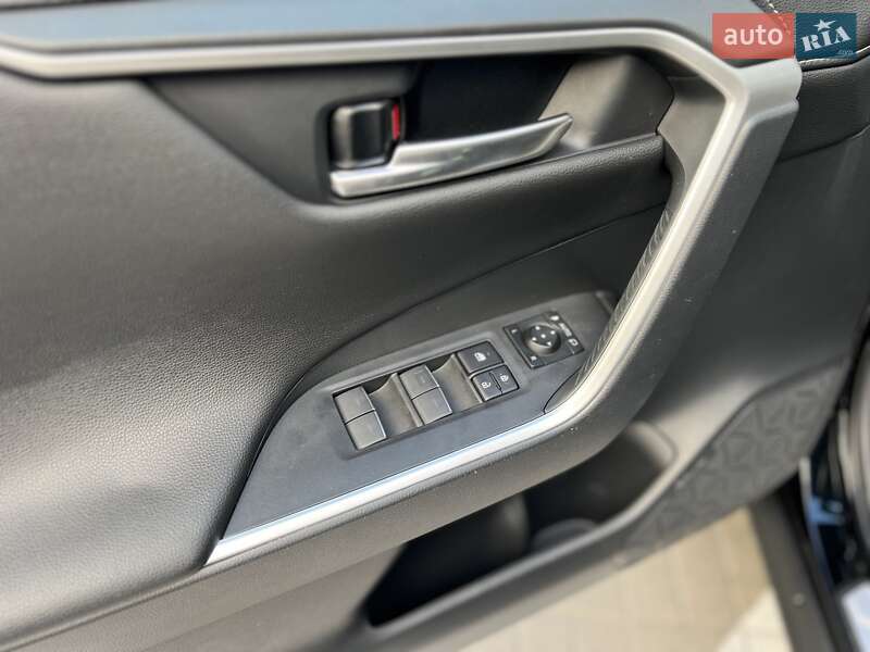 Внедорожник / Кроссовер Toyota RAV4 2024 в Киеве фото 22 Внедорожник / Кроссовер Toyota RAV4 2024 в Киеве