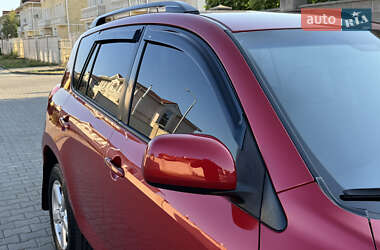Внедорожник / Кроссовер Toyota RAV4 2006 в 