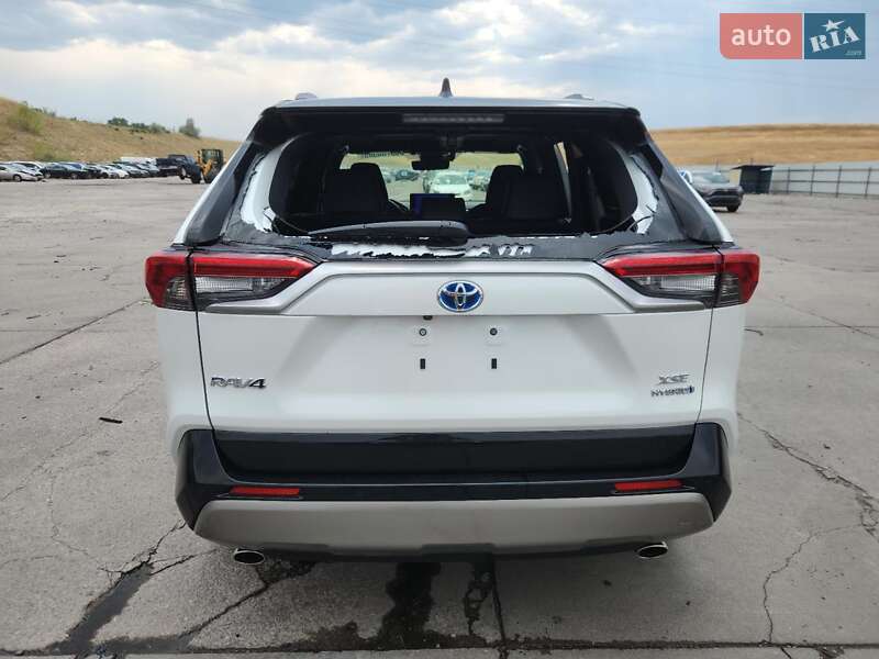 Внедорожник / Кроссовер Toyota RAV4 2023 в Киеве