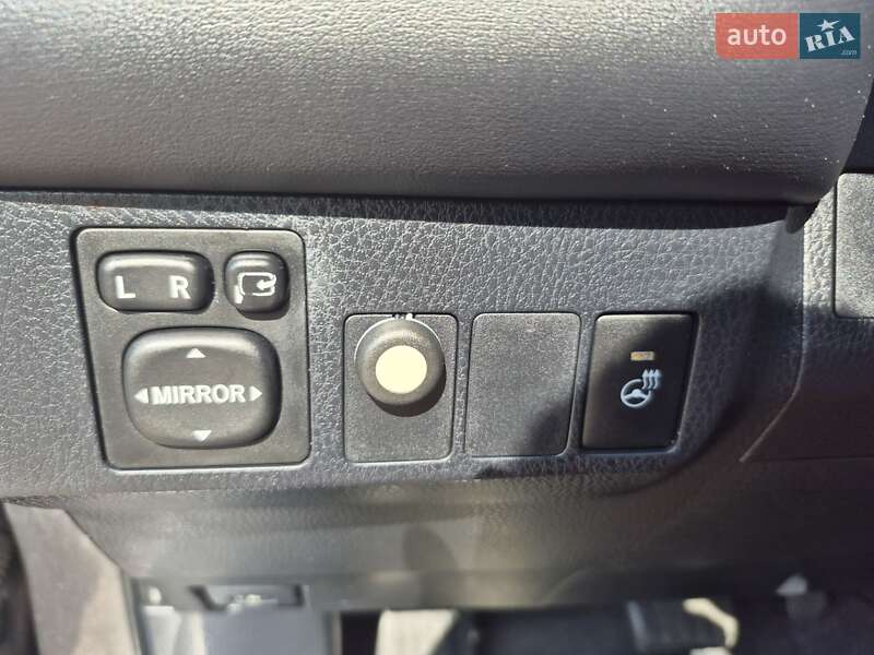 Позашляховик / Кросовер Toyota RAV4 2016 в Житомирі