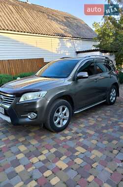 Внедорожник / Кроссовер Toyota RAV4 2010 в Балаклее