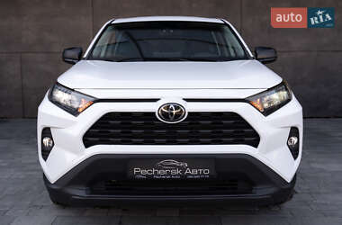 Позашляховик / Кросовер Toyota RAV4 2022 в Києві