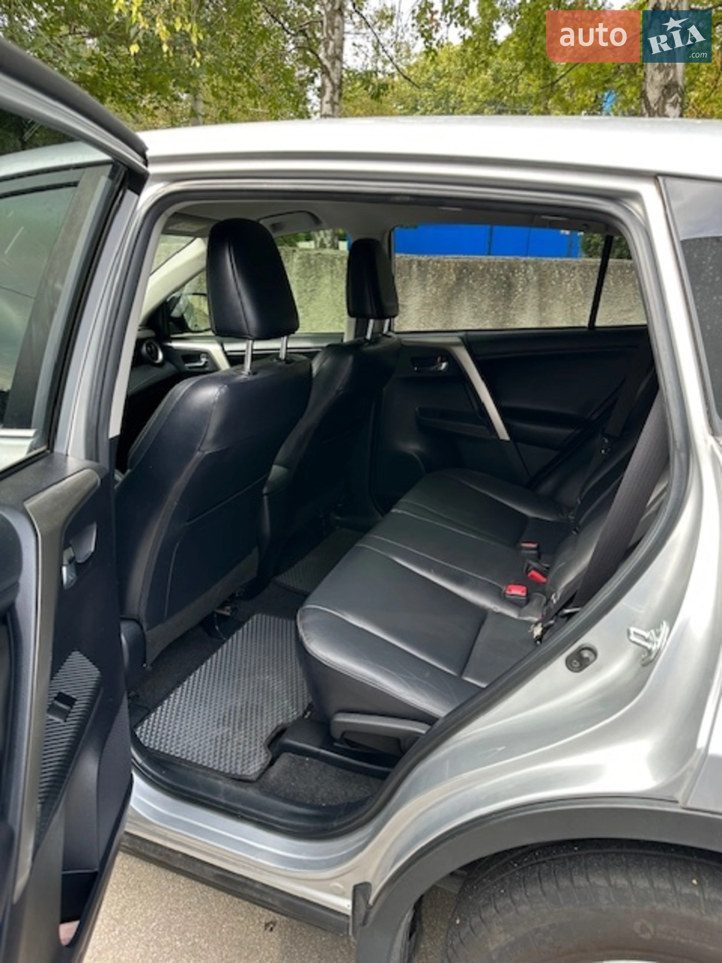 2013 Toyota RAV 4 - мініатюра 11