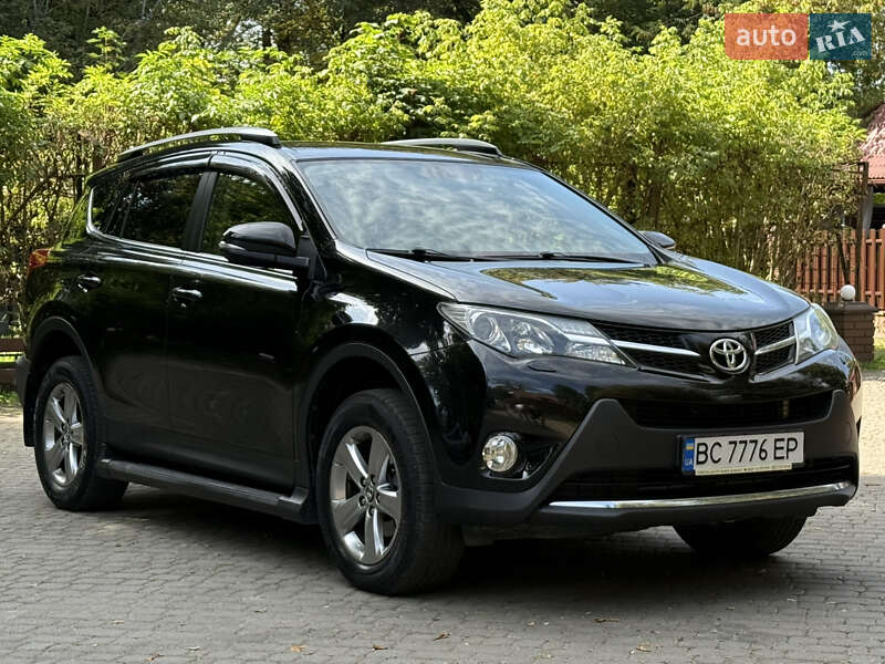 Toyota RAV4 2015