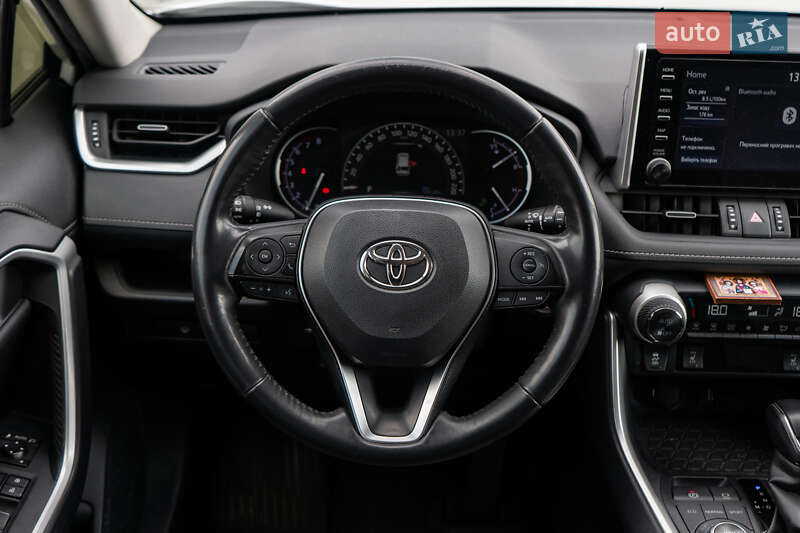 Внедорожник / Кроссовер Toyota RAV4 2018 в Киеве фото 34 Внедорожник / Кроссовер Toyota RAV4 2018 в Киеве