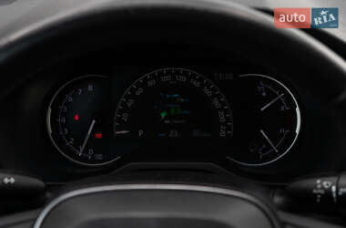 Внедорожник / Кроссовер Toyota RAV4 2018 в Киеве