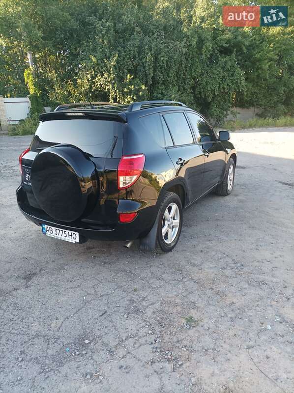 Позашляховик / Кросовер Toyota RAV4 2006 в Вінниці