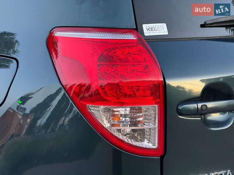 Внедорожник / Кроссовер Toyota RAV4 2007 в Ахтырке