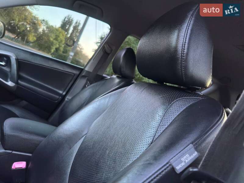 Внедорожник / Кроссовер Toyota RAV4 2007 в Ахтырке