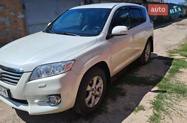 Внедорожник / Кроссовер Toyota RAV4 2010 в Харькове