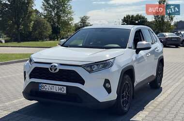Внедорожник / Кроссовер Toyota RAV4 2019 в Львове