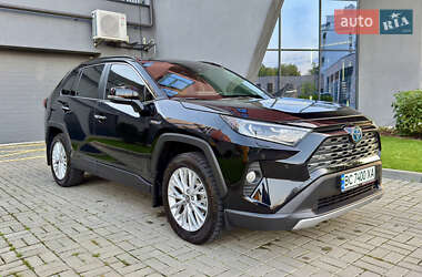 Внедорожник / Кроссовер Toyota RAV4 2020 в Львове