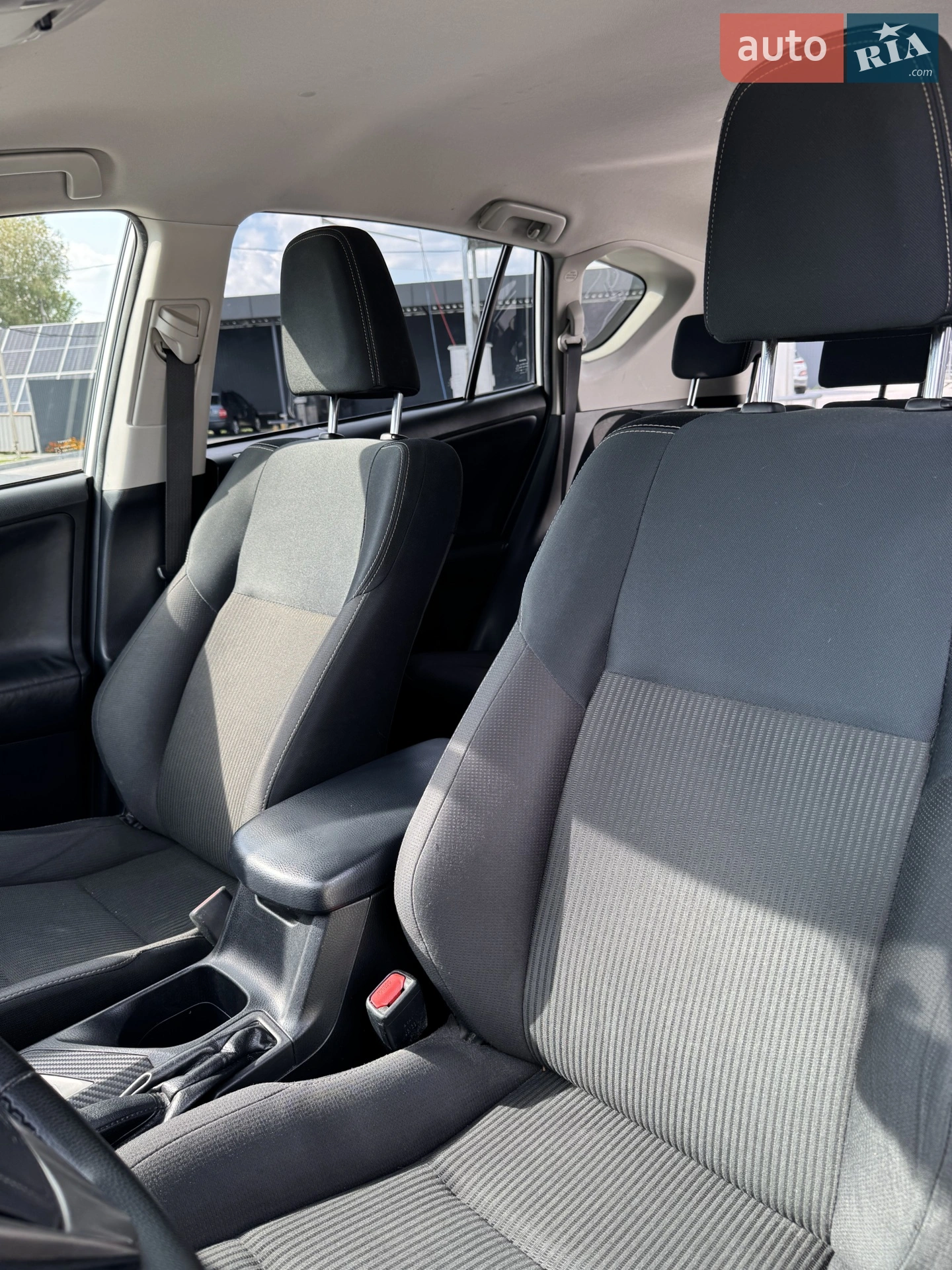 2014 Toyota RAV 4 - мініатюра 5
