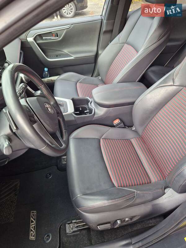 Внедорожник / Кроссовер Toyota RAV4 2023 в Киеве фото 4 Внедорожник / Кроссовер Toyota RAV4 2023 в Киеве