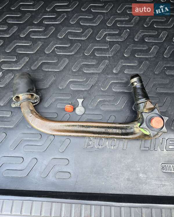 Внедорожник / Кроссовер Toyota RAV4 2011 в Шполе