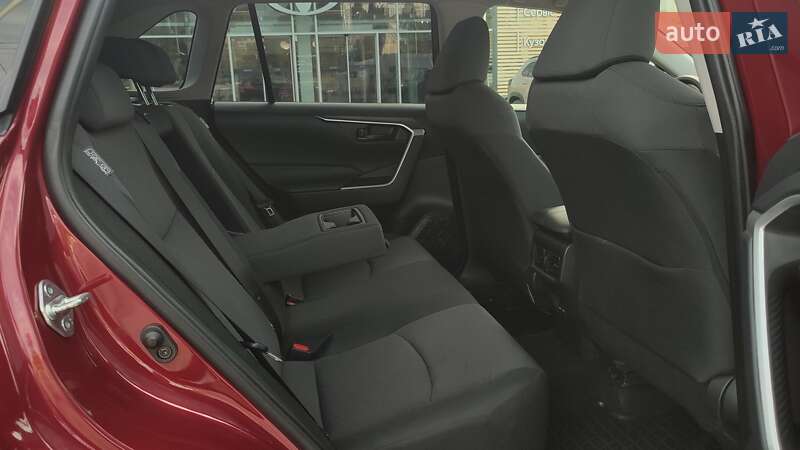 Позашляховик / Кросовер Toyota RAV4 2022 в Києві фото 7 Позашляховик / Кросовер Toyota RAV4 2022 в Києві
